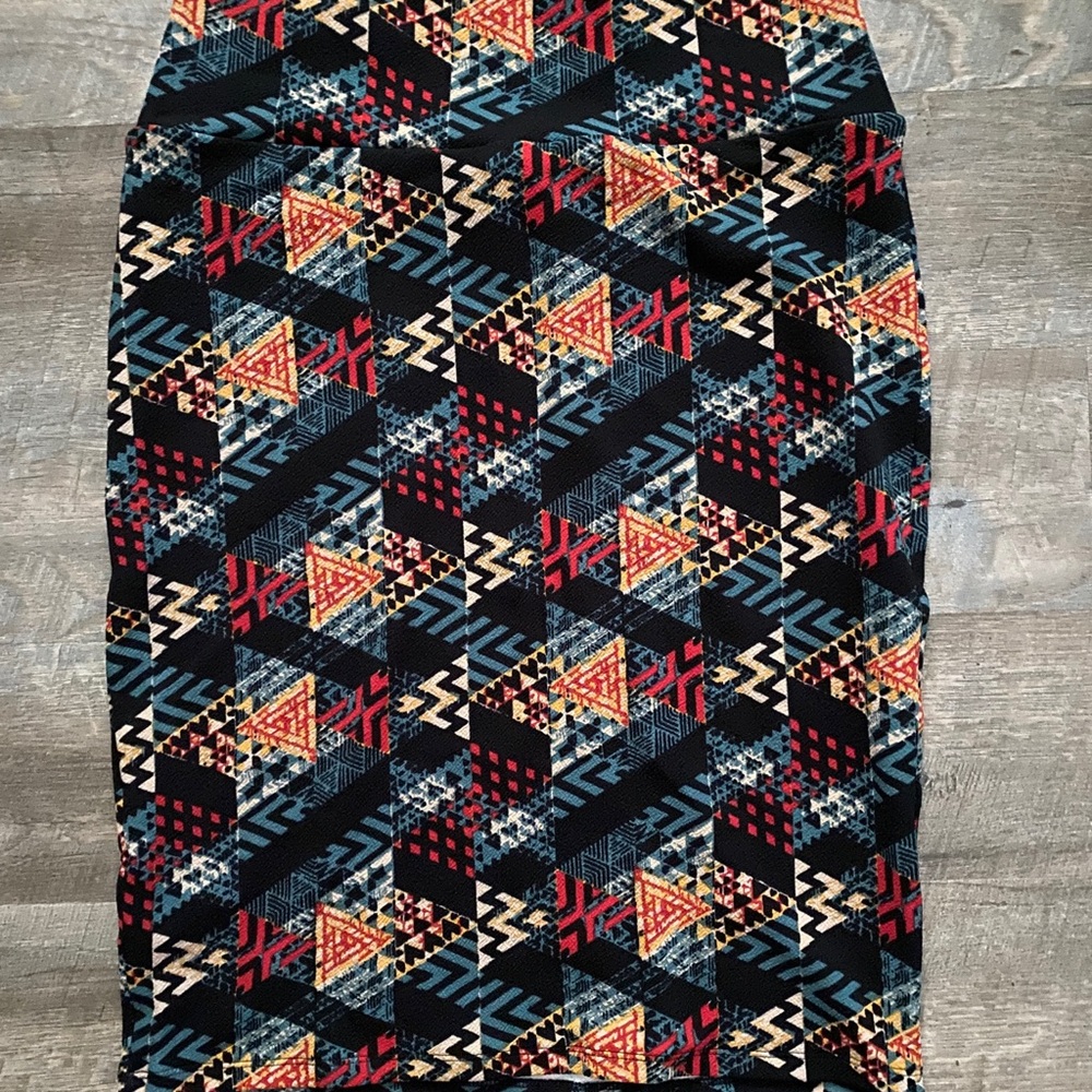 LuLaRoe Cassie skirt